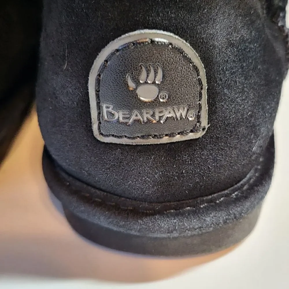 Bearpaw Short Black Boots
